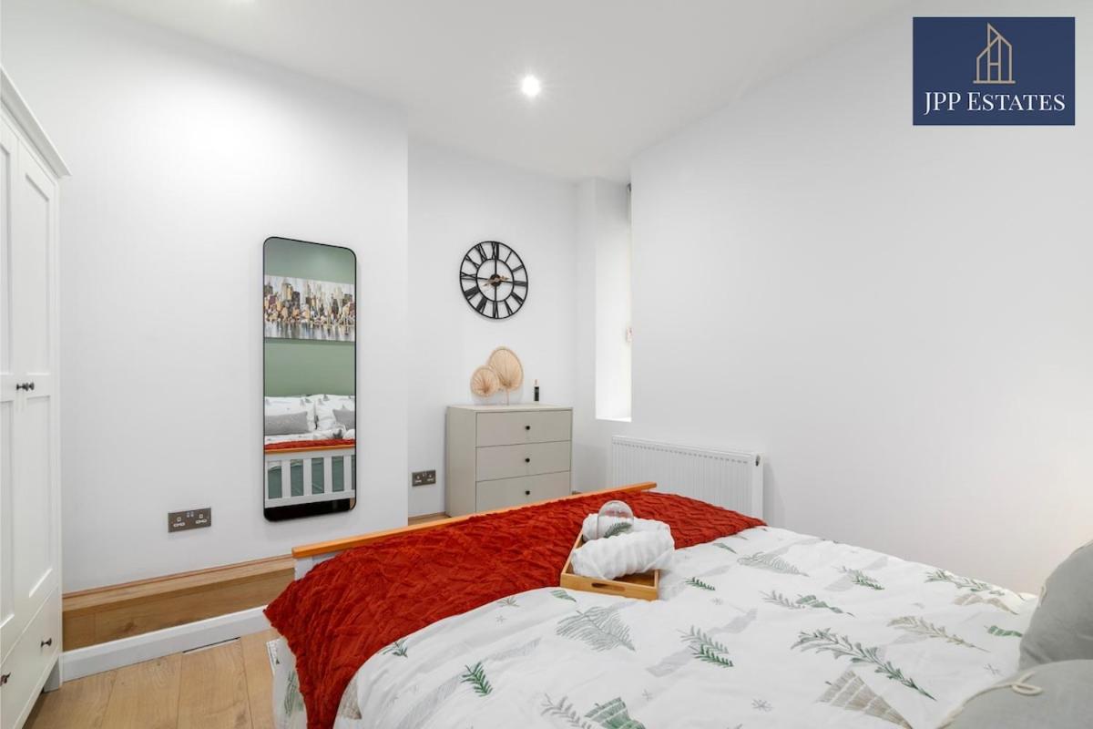 Colombo House Apartment London